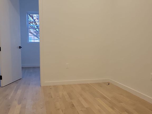 5th image of 79 Stuyvesant Ave #11E