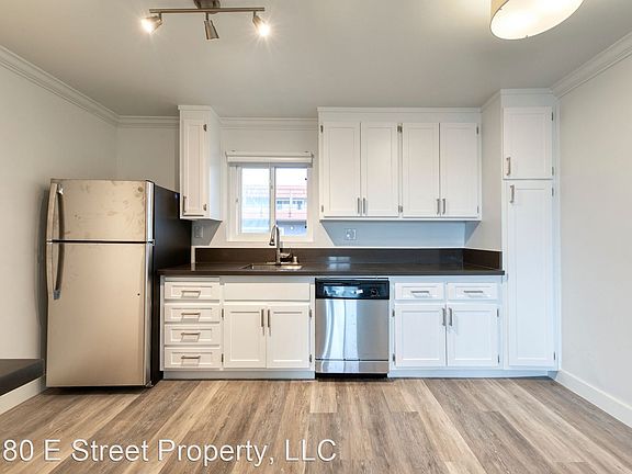4th image of 1180 E St #10353349