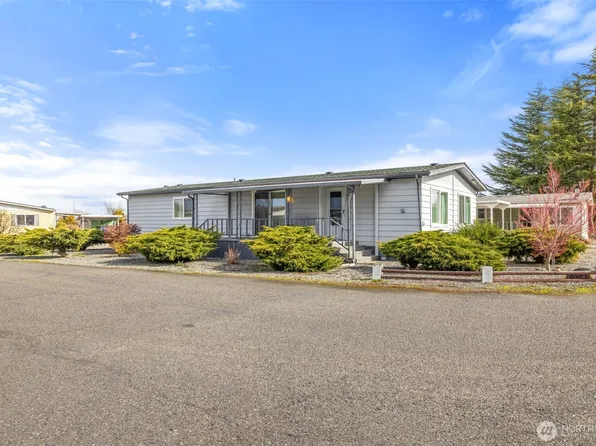 51 Juniper Mobile Estates, Sequim, WA 98382
