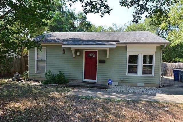 2nd image of 2109 Arpdale St
