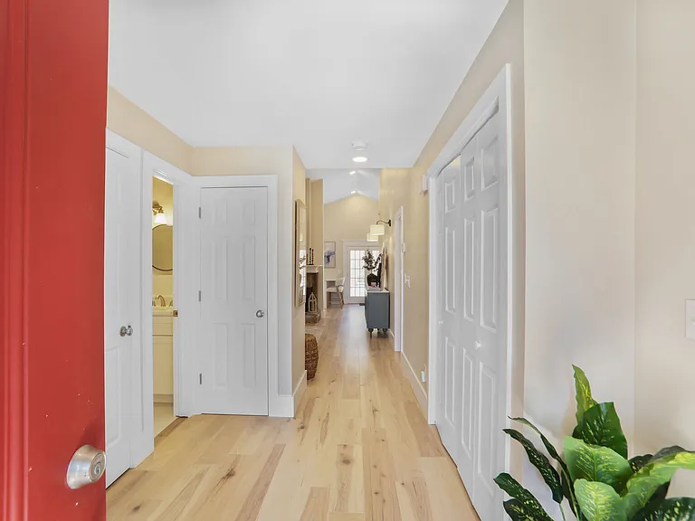 1117 Capital Club Cir — Photo 3