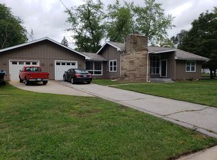 220 Emmett St E, Battle Creek, MI