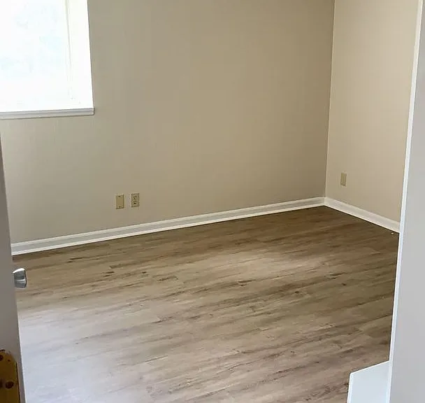 10301 N Kings Hwy #8-4 — Photo 10