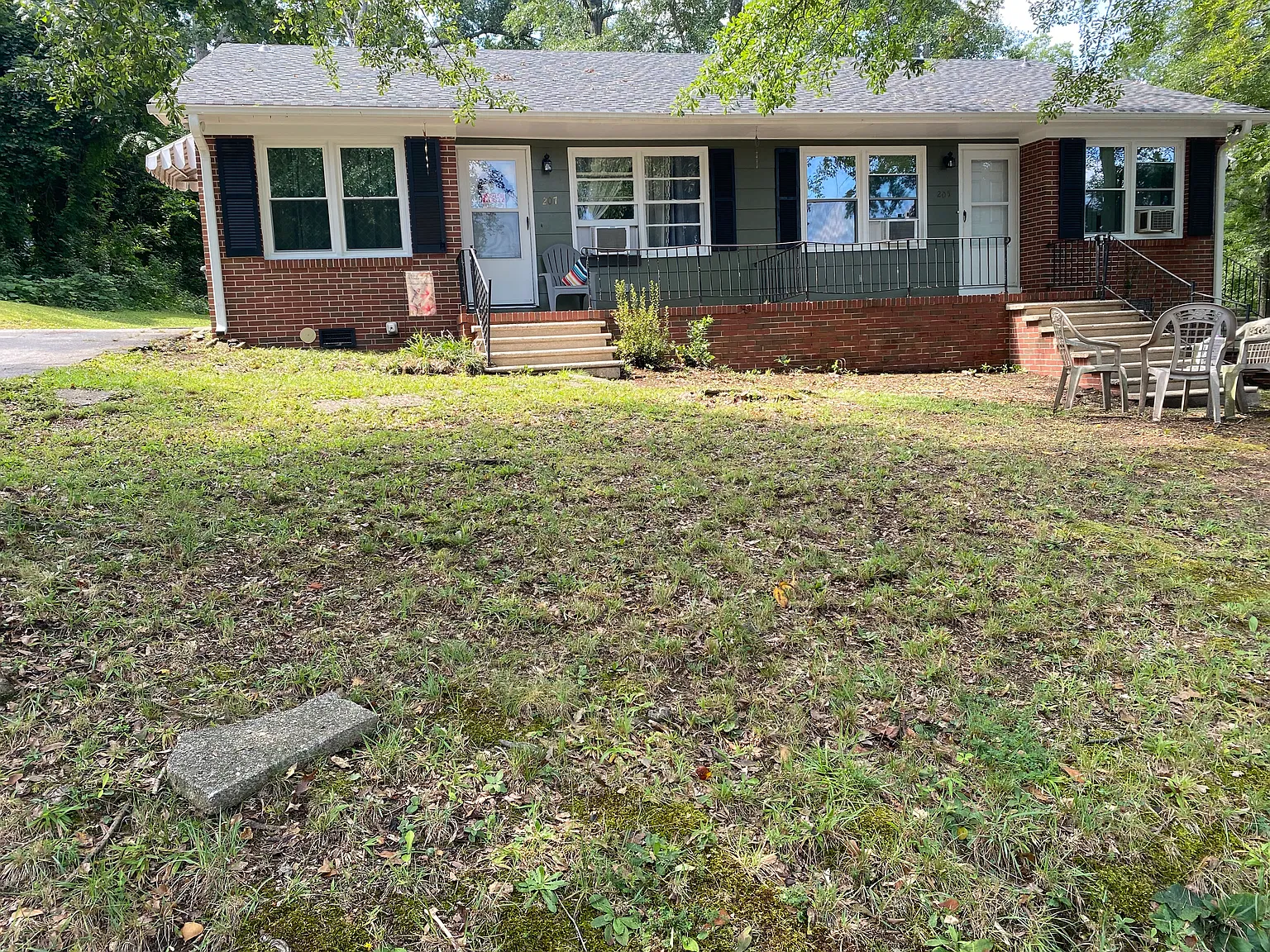 2 bed, 900 sqft, $935 — Photo 1