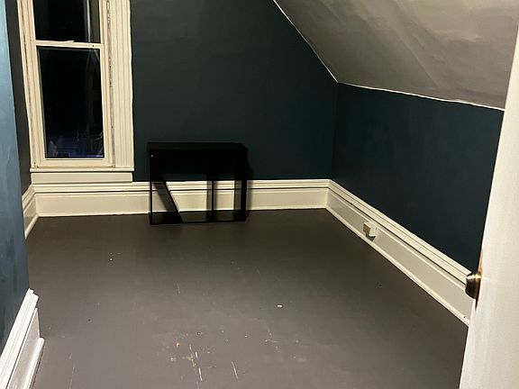 2nd image of 131 Alwine Ave #1