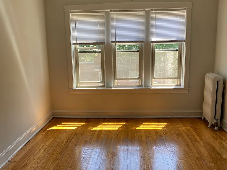 939 S Elmwood Ave #2 — Photo 5