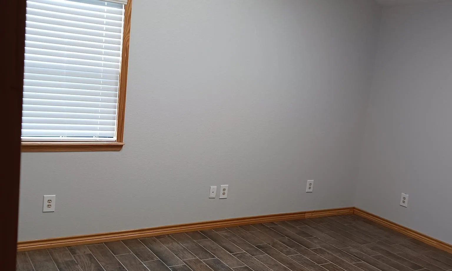 6110 FM 1044 — Photo 3