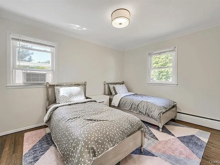 31 Gleason Dr — Photo 17