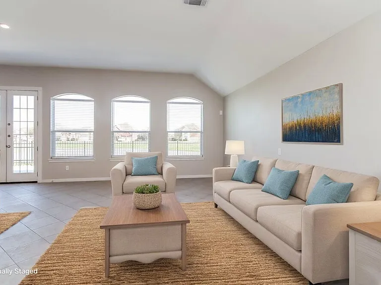 22 Atascadero Dr — Photo 5