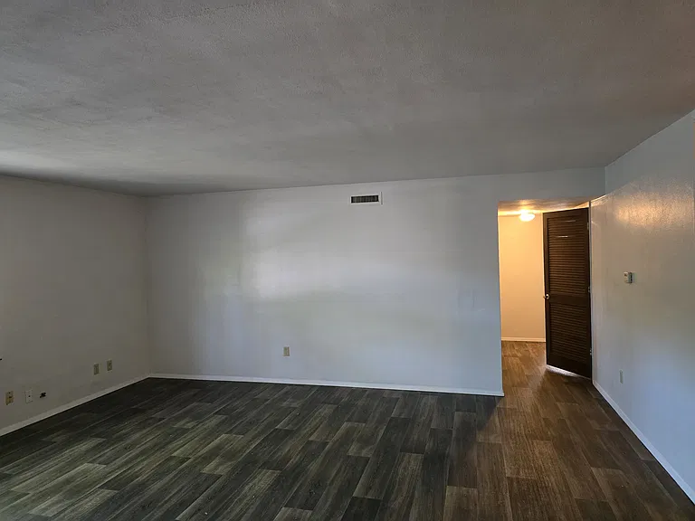 400 Sunrise Dr #10 — Photo 6