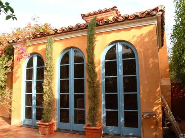 152 S Almont Dr, Los Angeles, CA 90048