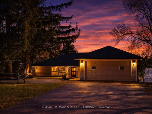 9 Evans Dr, Whitchurch Stouffville, ON L4A 2Y4