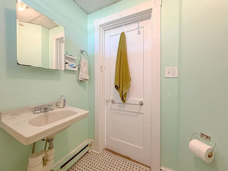 57 Saint Lawrence St #3 — Photo 36
