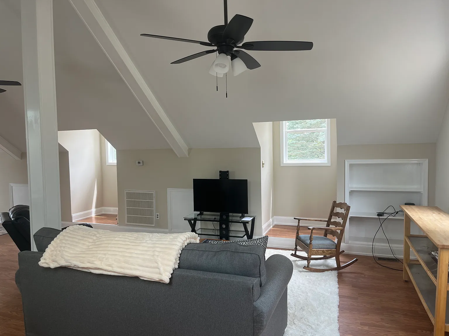 1 bed, 800 sqft, $2,000 — Photo 2