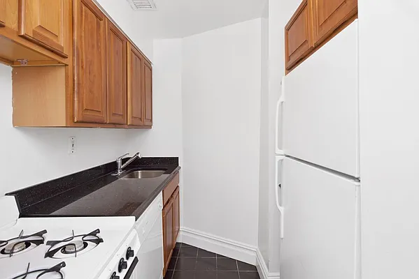 Rented by Compass | media 4