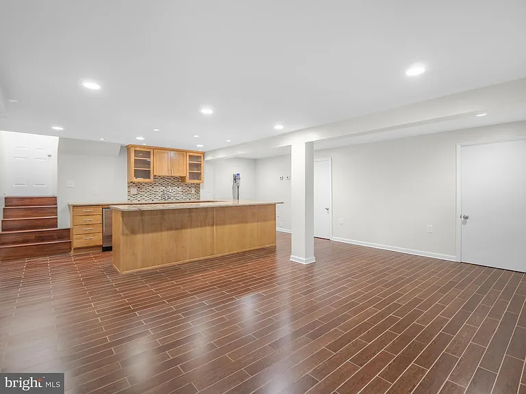 14204 Woodcrest Dr — Photo 17