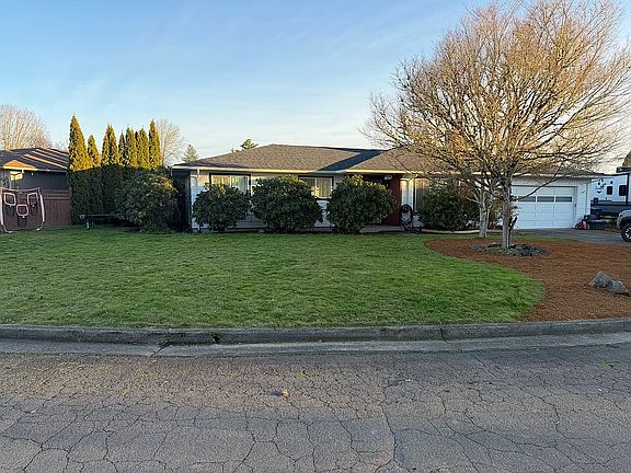 5th image of 1134 29th Ave SW