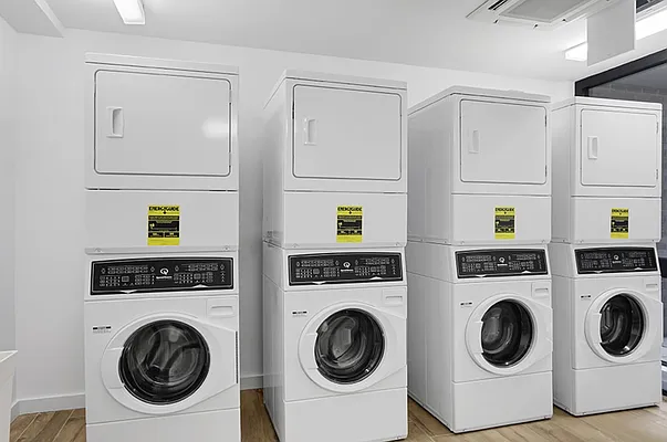 Rented by REZI | media 20