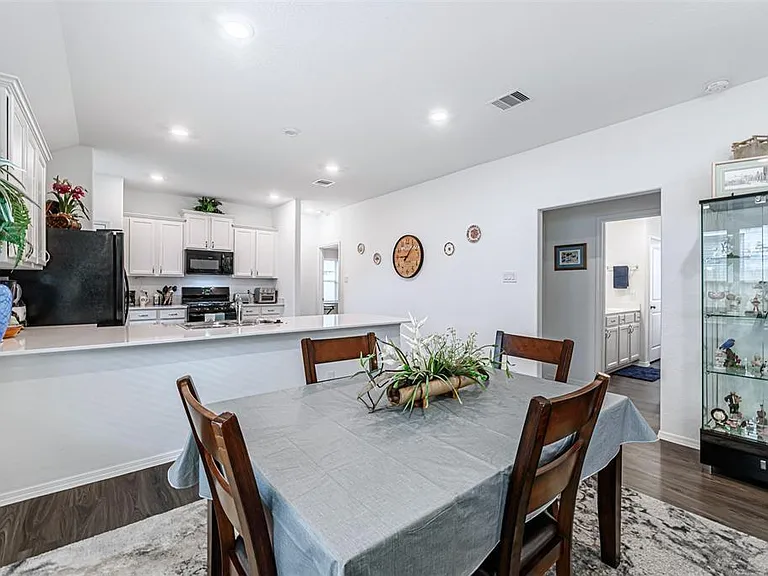 18419 Cobalt Cove Ln — Photo 8