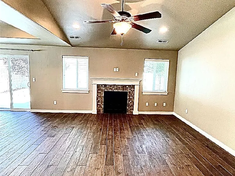 3844 W Magnolia Ln — Photo 6