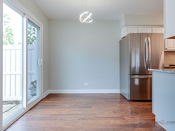 4th image of 1566 Cornell Cir