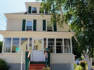 96 Viola St, Lowell, MA 01851