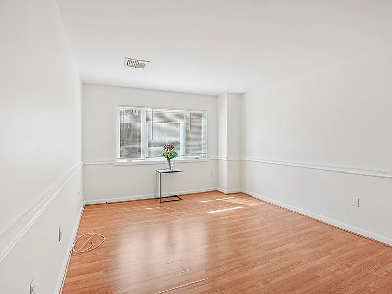 35 Desmoines Rd #209 — Photo 9