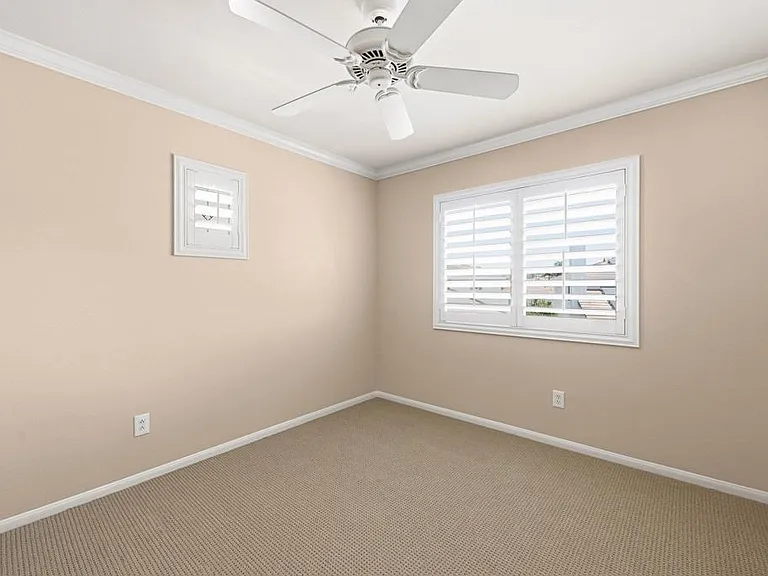 2031 Bravado St — Photo 32