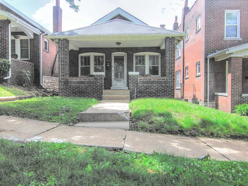 3928 Potomac St