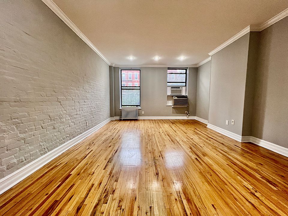 1st image of 401 W 45th St APT 3D
