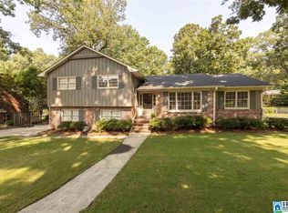 2362 Lime Rock Rd, Vestavia Hills, AL 35216