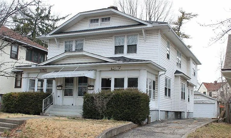 21 Pinehurst Ave photo 1