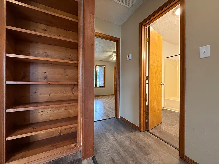 315 E Greenwood St #315 — Photo 6