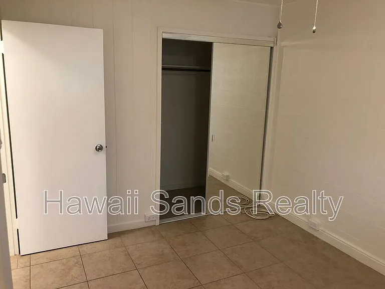 720 Birch St #D — Photo 9