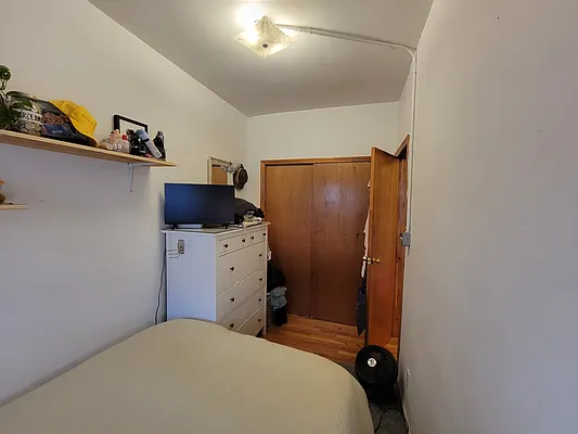 Rented by Oxford Property Group | media 13