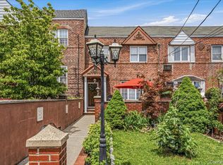 2012 43rd St, Astoria, NY 11105