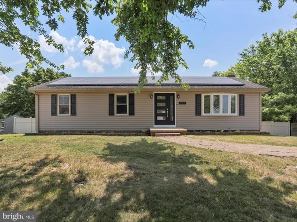 205 Weldon Dr, Boonsboro, MD 21713