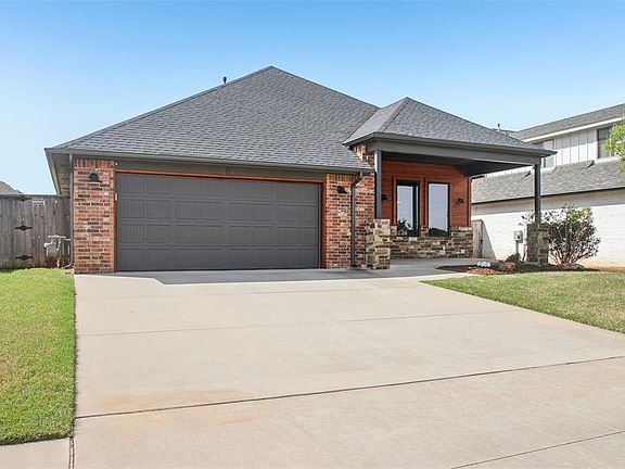 2nd image of 512 Mosswood Dr