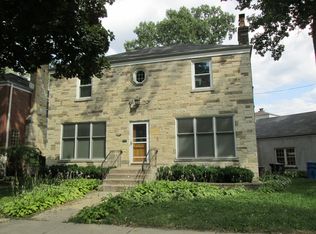 6553 N Minnetonka Ave, Chicago, IL 60646