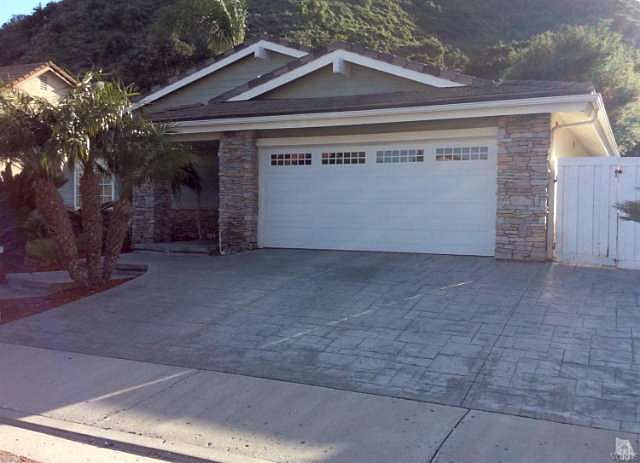1st image of 1446 Larkspur St