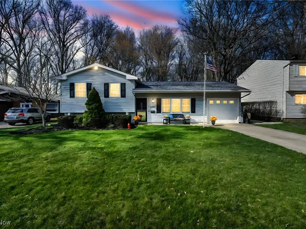 23904 Amesbury Dr, North Olmsted, OH 44070