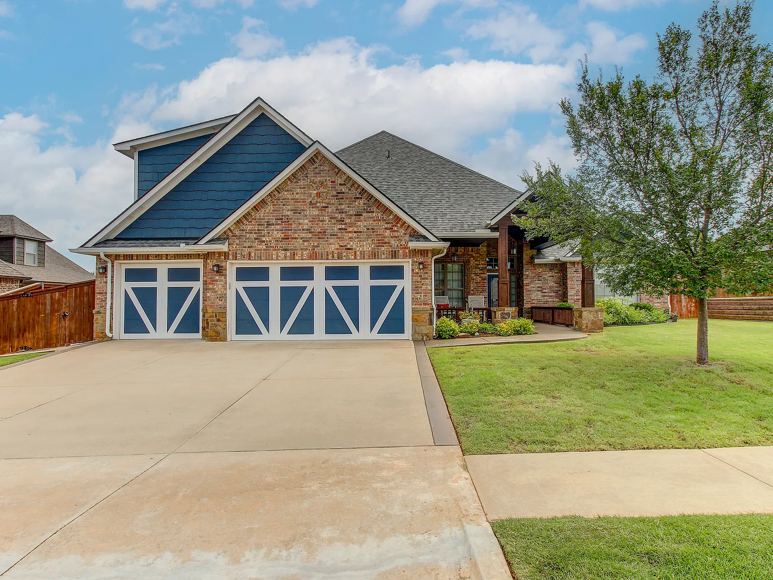 4 bed, 3355 sqft, $3,500 — Photo 1