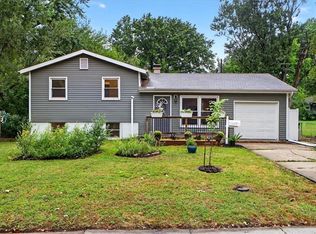 514 NW Ward Rd, Lees Summit, MO 64063