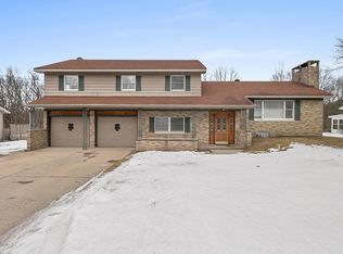 3474 Valley View Dr, Muskegon, MI 49444
