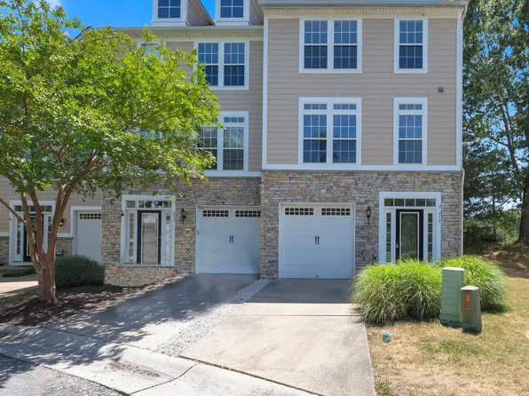 414 Monroe Point Dr, Colonial Beach, VA 22443