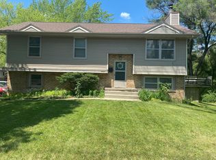 5021 Aurora Ave, Des Moines, IA 50310