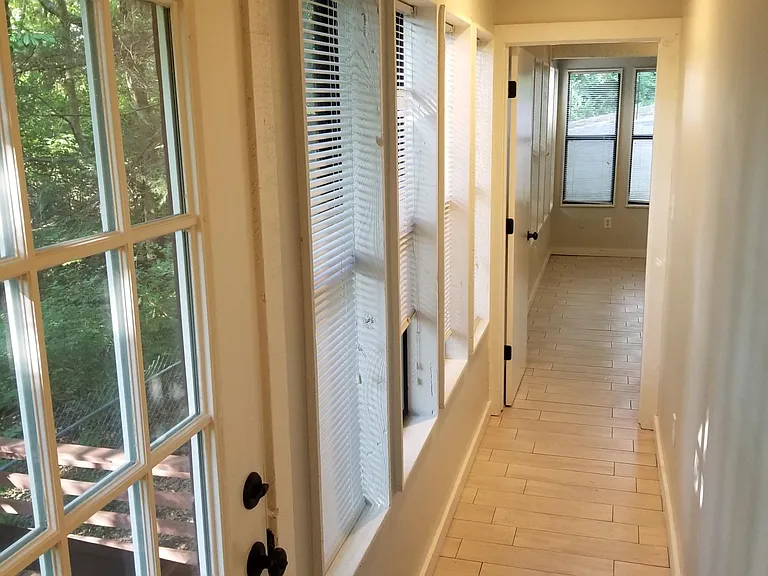 985 N Lewis Pl — Photo 18