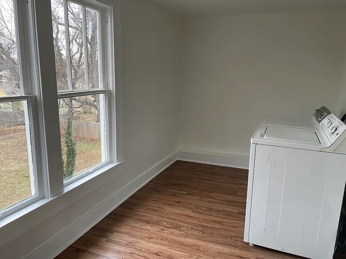 509 East Harrison Avenue - 2 — Photo 4