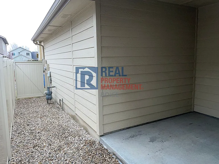 10450 W Bear Lake Dr — Photo 5