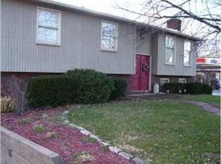1124 Dewey St, Conway, PA 15027